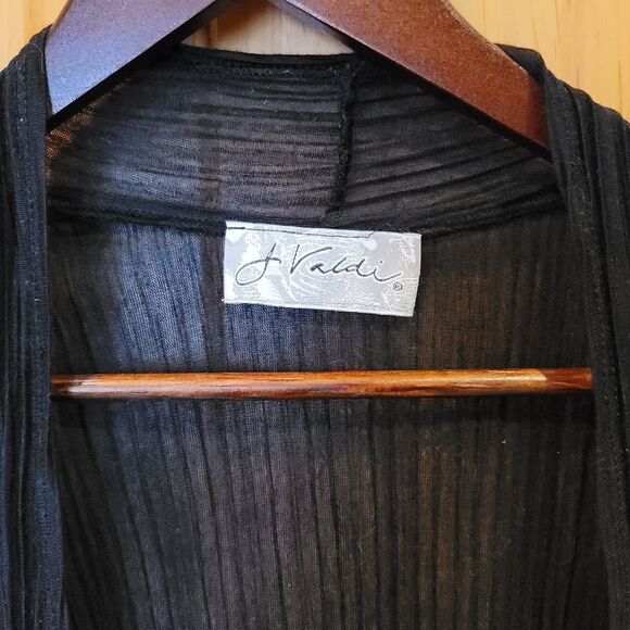 J Valdi Shrug  - Picture 2 of 2